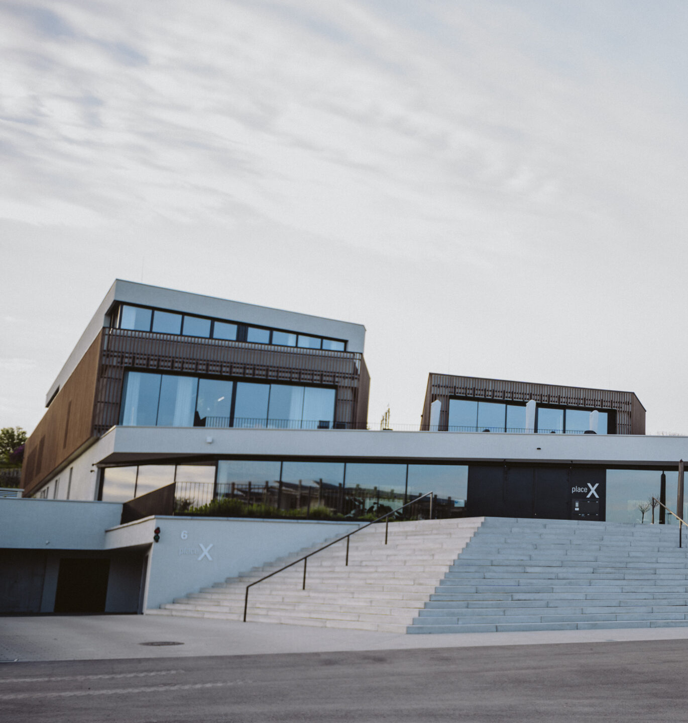 SAP Transformation with XEPTUM through SAP Cloud ERP, Business AI, SAP BTP, or the further development of an existing SAP landscape.